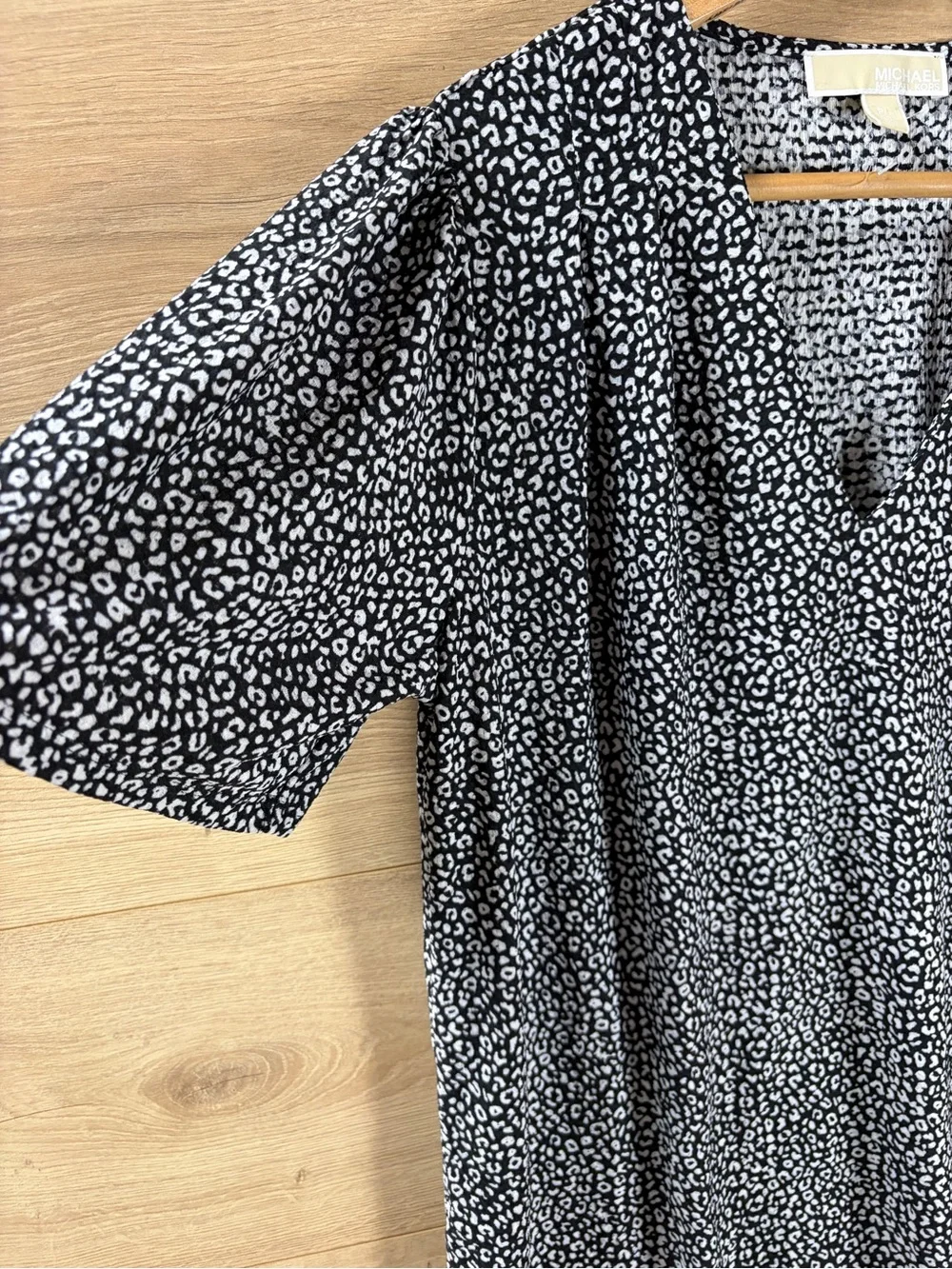 Michael Kors Black & White Printed V-Neck Drapey Top